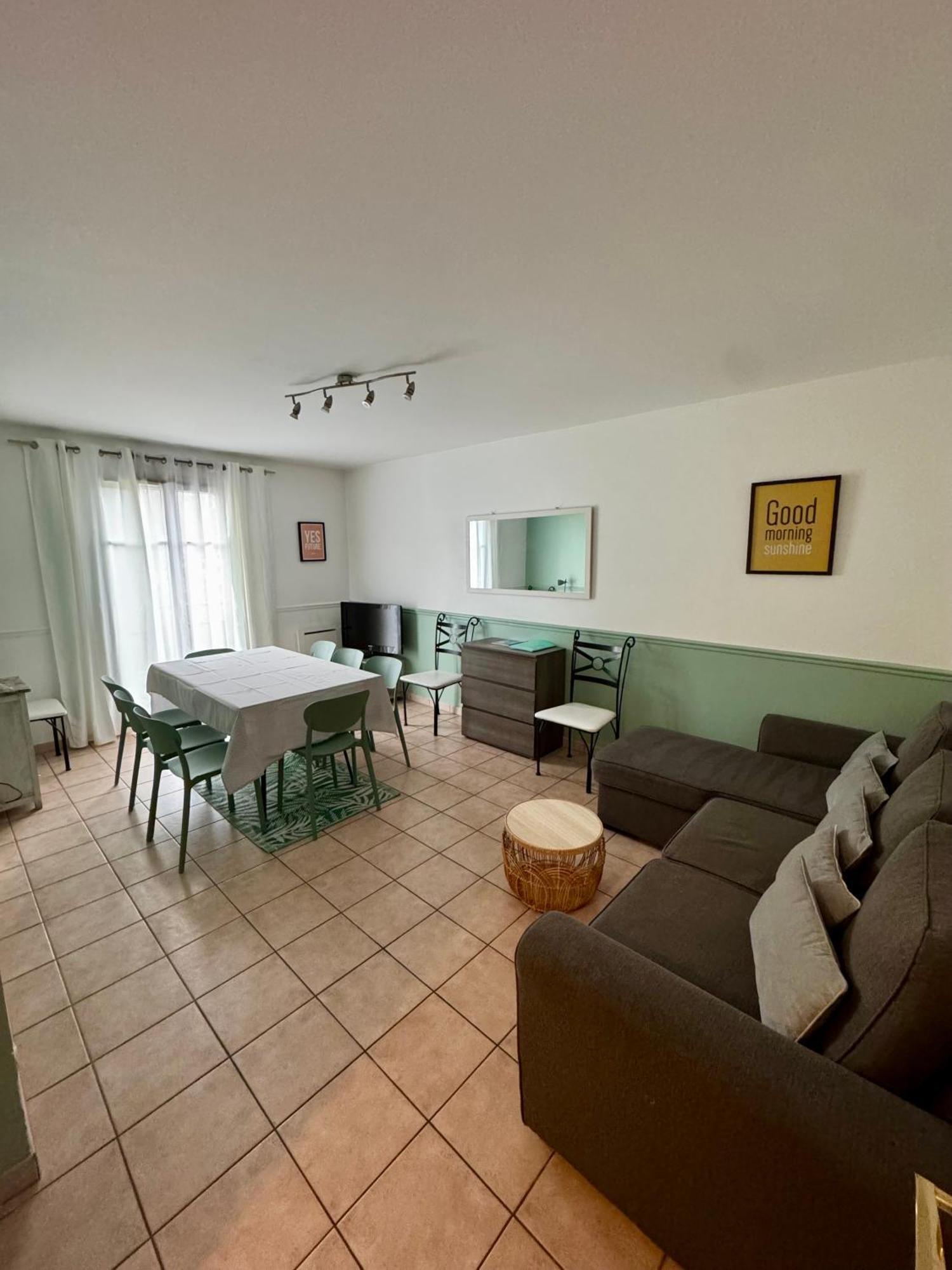 Disney, Very Nice 2 Bedrooms Family Apartment, Wifi, Netflix 8 Pers Шеси Екстериор снимка