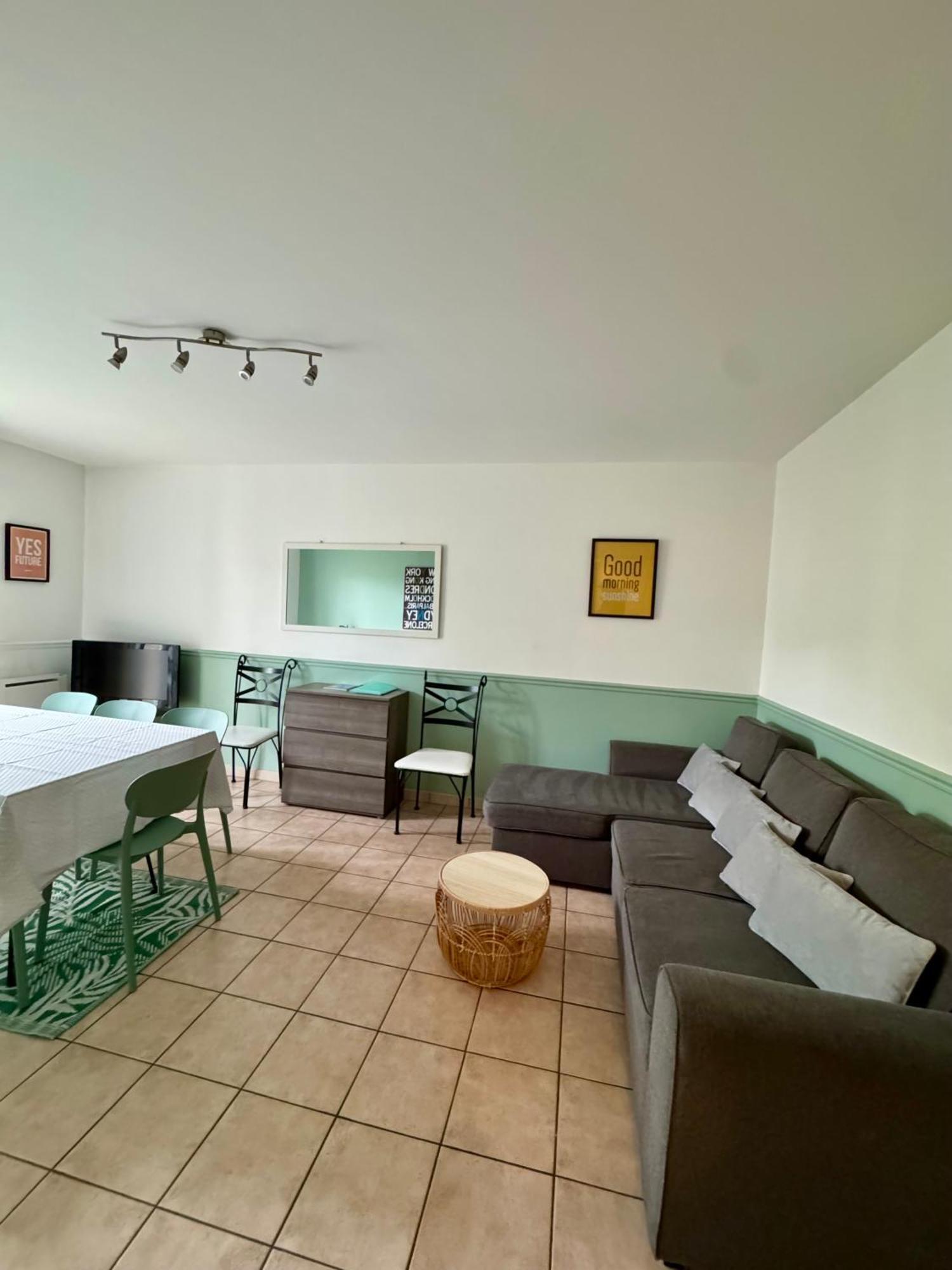 Disney, Very Nice 2 Bedrooms Family Apartment, Wifi, Netflix 8 Pers Шеси Екстериор снимка
